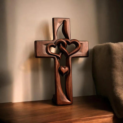 ❤️✝️Handgefertigtes Holzkreuz mit verschlungenen Herzen