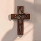 ❤️✝️Handgefertigtes Holzkreuz mit verschlungenen Herzen
