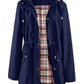 🧥HEISSER VERKAUF 50 % RABATT🌧️Waterproof und winddichte Kapuzenjacke mit Kordelzug und Reißverschluss in der Taille